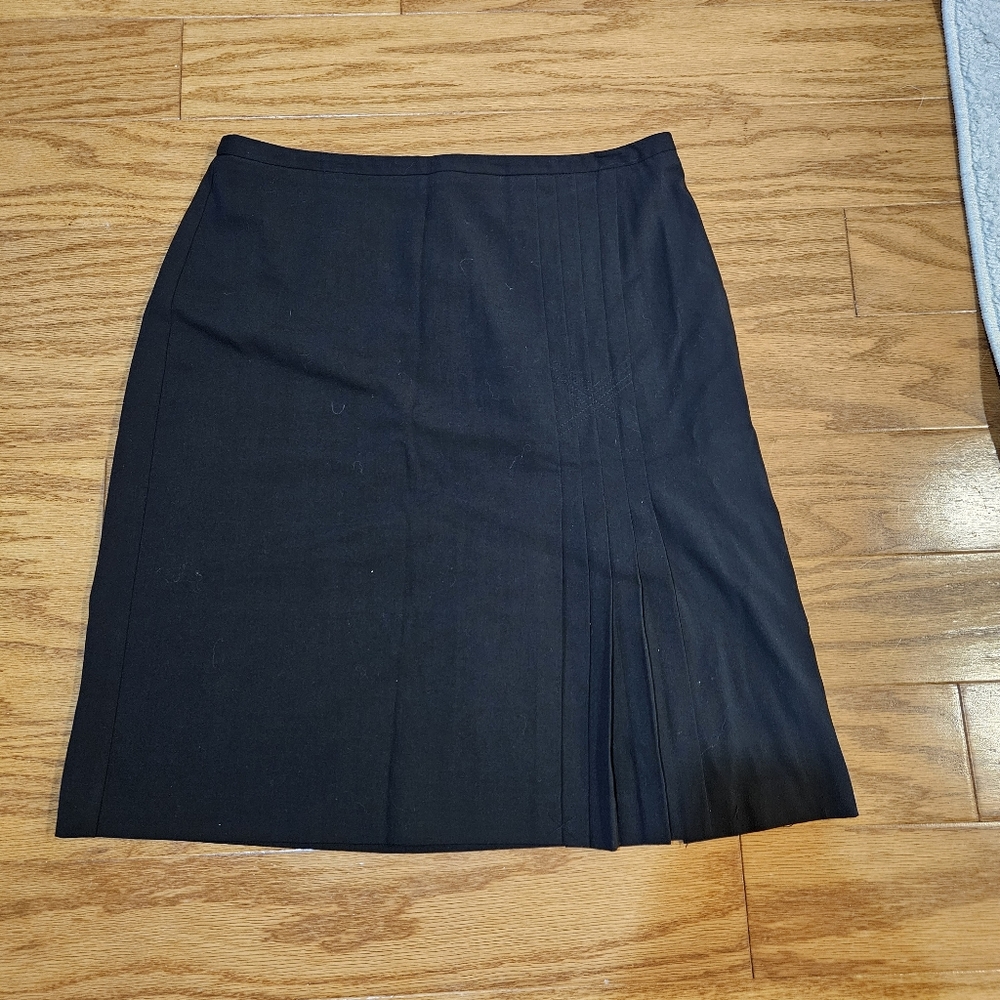 Nine & Company Black Pencil Skirt with Pleat and Slit